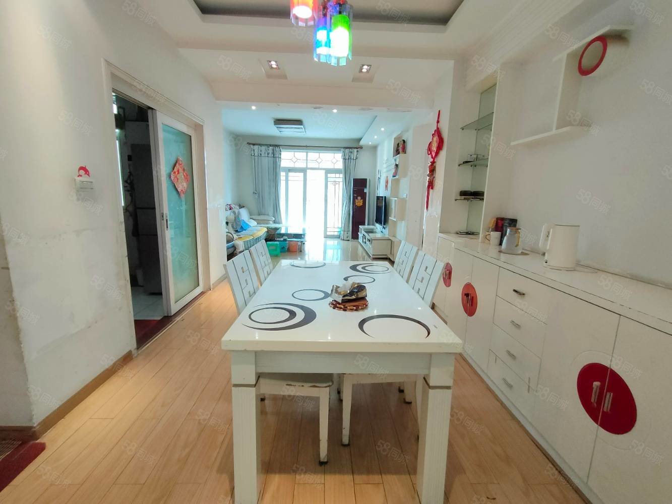 宏发明珠3室2厅1卫115㎡东南55万