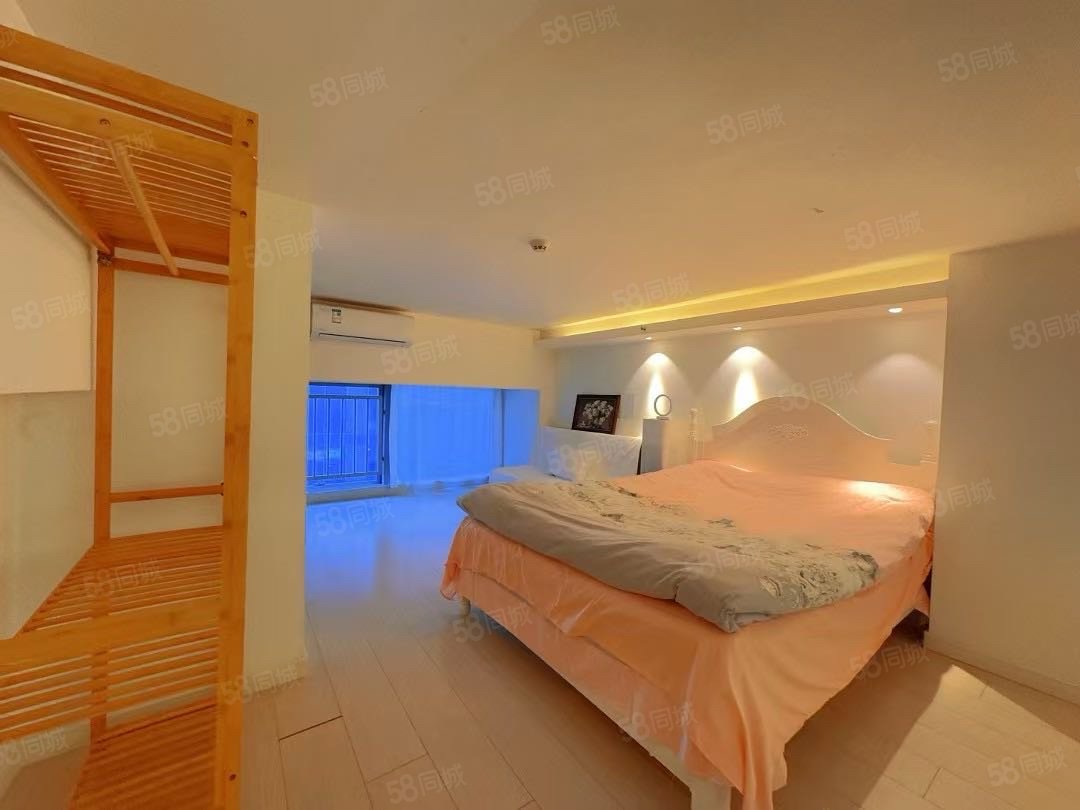 萬科城市之光(商住樓)2室1廳1衛(wèi)98㎡北108萬