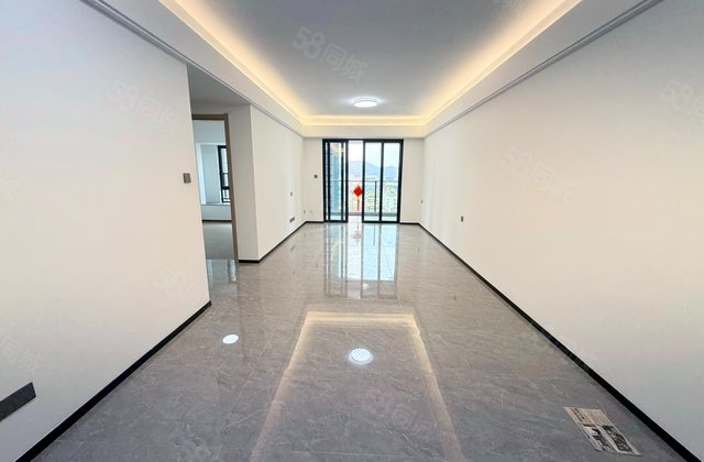 峻兴富城顺峰府2室2厅90㎡142万二手房图片