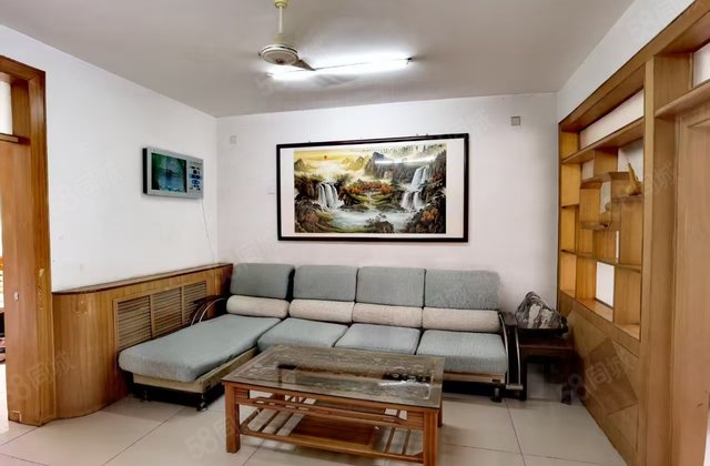 兴华西路柳泉花园步梯2楼3居63.9万实验  中学停车方便