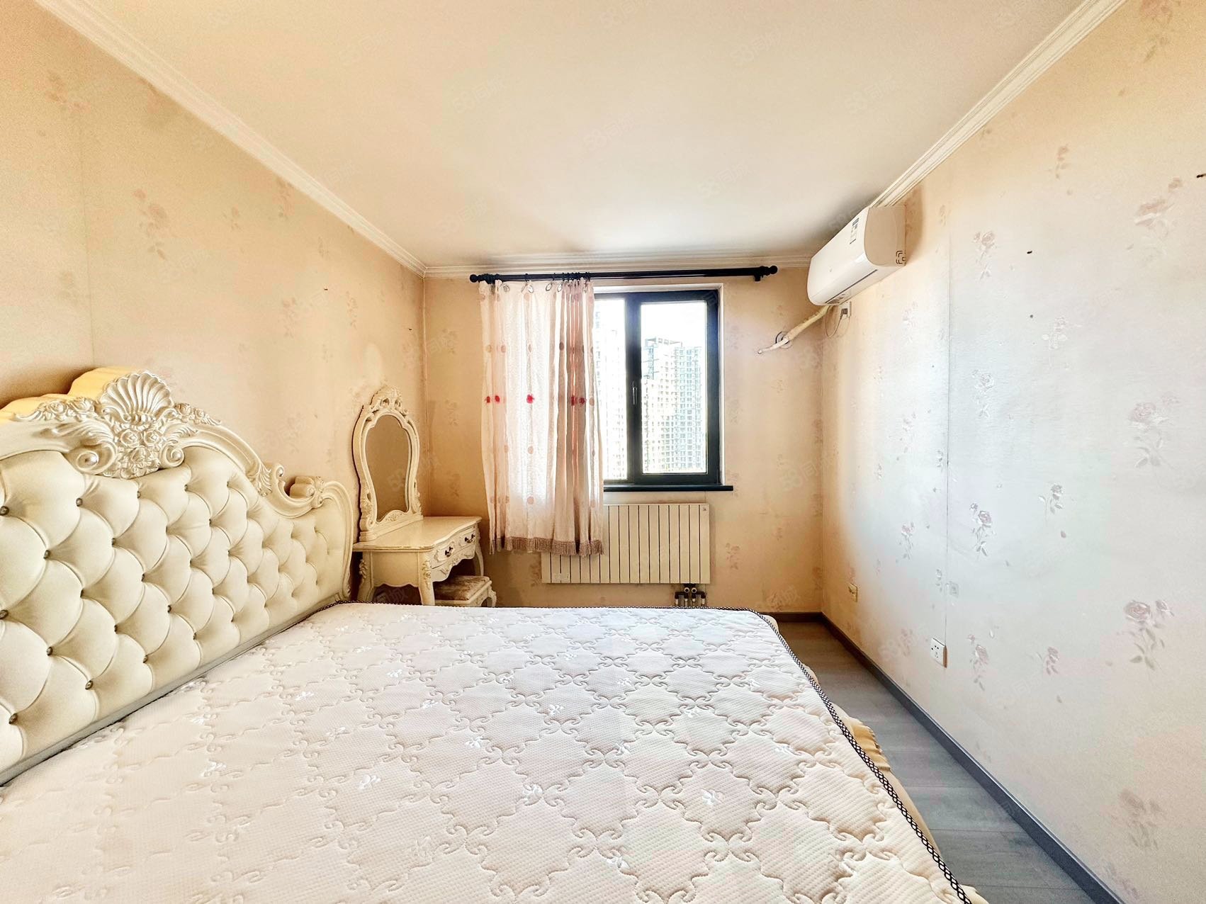 半島國(guó)際公寓2室1廳1衛(wèi)73.62㎡東579萬(wàn)