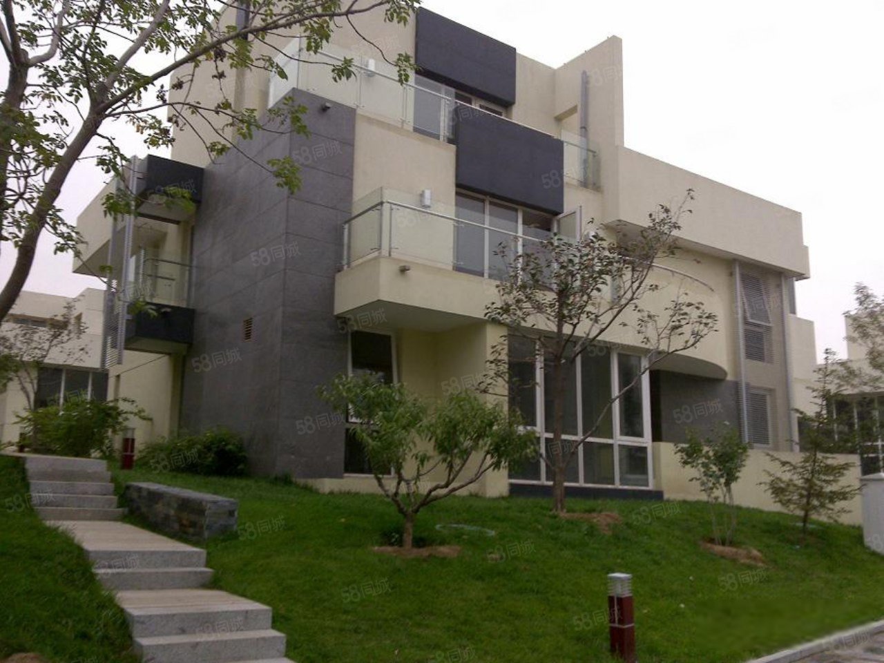 新出澳景园一区独栋,客厅挑空,现代简约,户型方正,随时看