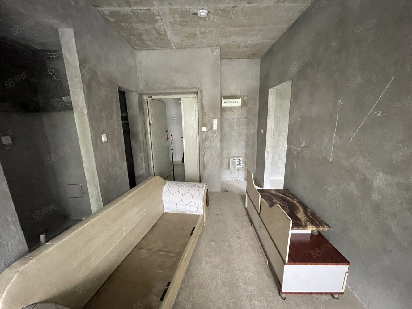 景秀双院2室2厅1卫63㎡东南18万