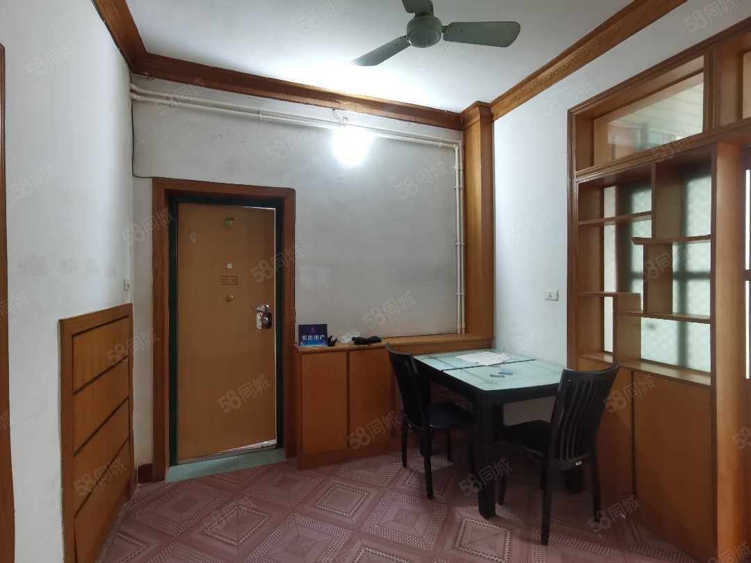 虹美新村3室1厅1卫55㎡南北14.8万