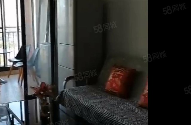 东方蓝城一号2室1厅62㎡60万二手房图片