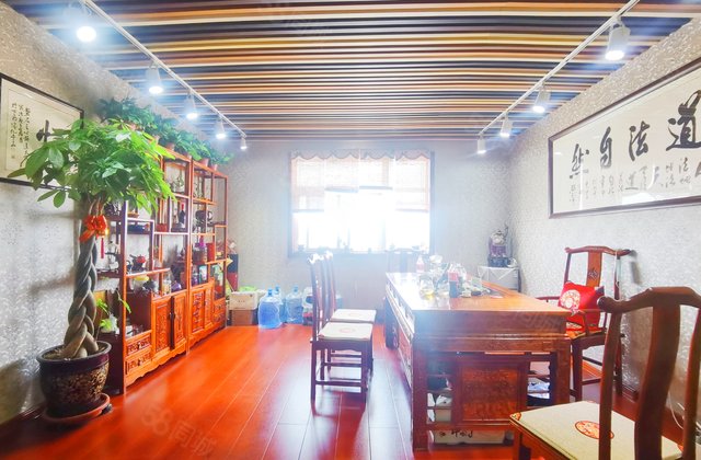 中建大厦4室2厅145㎡82万二手房图片