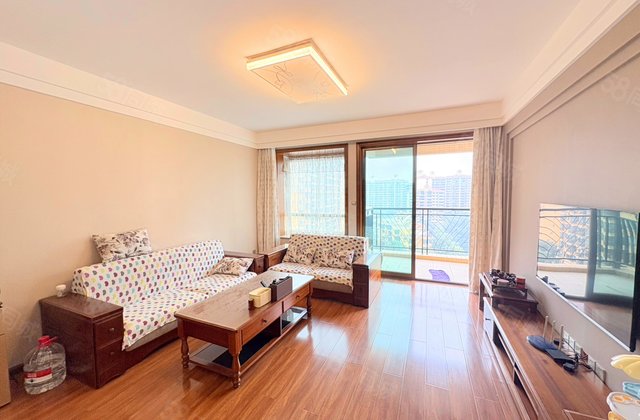 东骏湖景湾4室2厅141.6㎡158万二手房图片