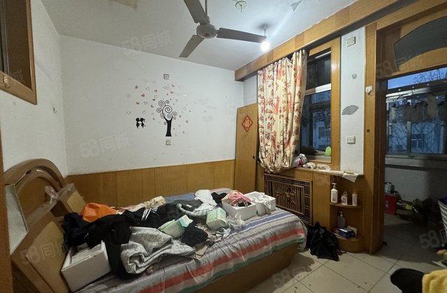 老文轩第二实验 柳园办事处家属院 3房 南北通透 停车方便