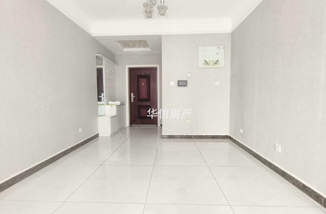 两室，好楼层，带储藏室，免大税