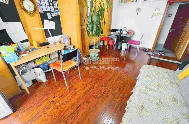 恒运大厦1室1厅56㎡130万二手房图片
