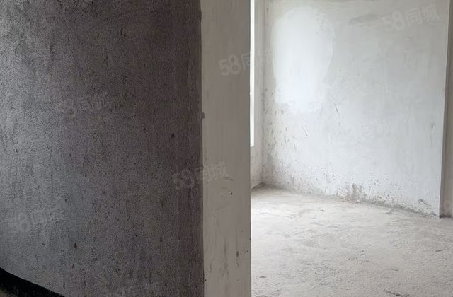 锦绣嘉园一期4室2厅176㎡96.8万二手房图片