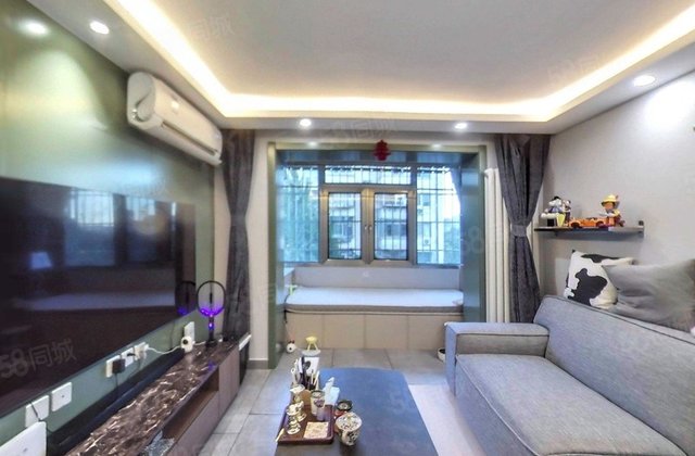 葡東小區(qū)2室1廳1衛(wèi)68.75㎡南北176萬(wàn)