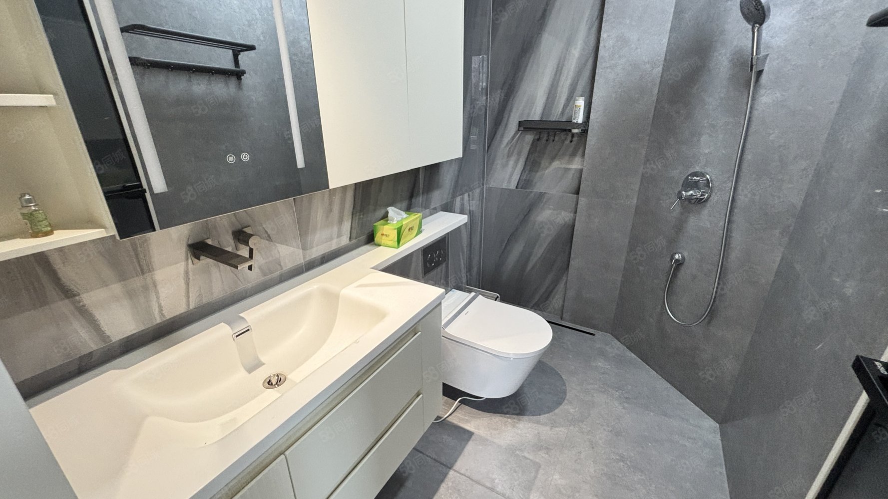 阳光城檀府6室2厅4卫460㎡南北436万