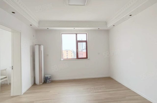 步行到，东昌中学本部，东边户，精装修，品牌家具家电，兴华路