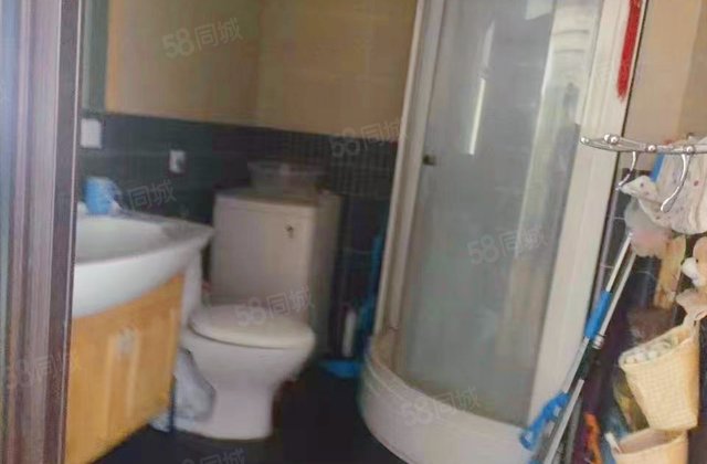 超达家园3室2厅141.75㎡98万二手房图片