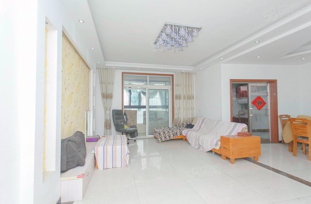 铂金汉宫3室2厅137㎡148万二手房图片