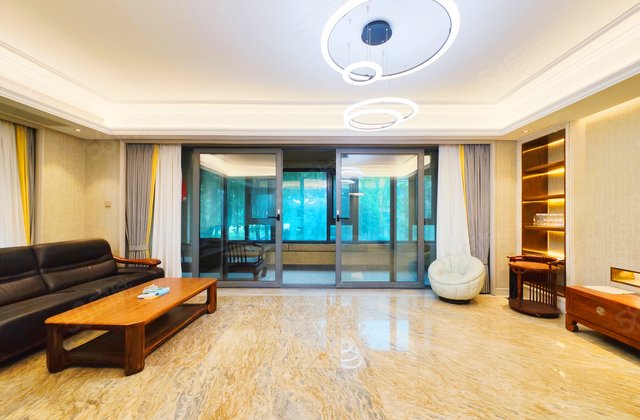 万科美景世玠4室2厅196.91㎡680万二手房图片