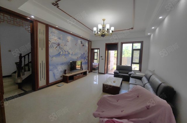 度假区 精装210平别墅 拎包住 前后大院 首付40万