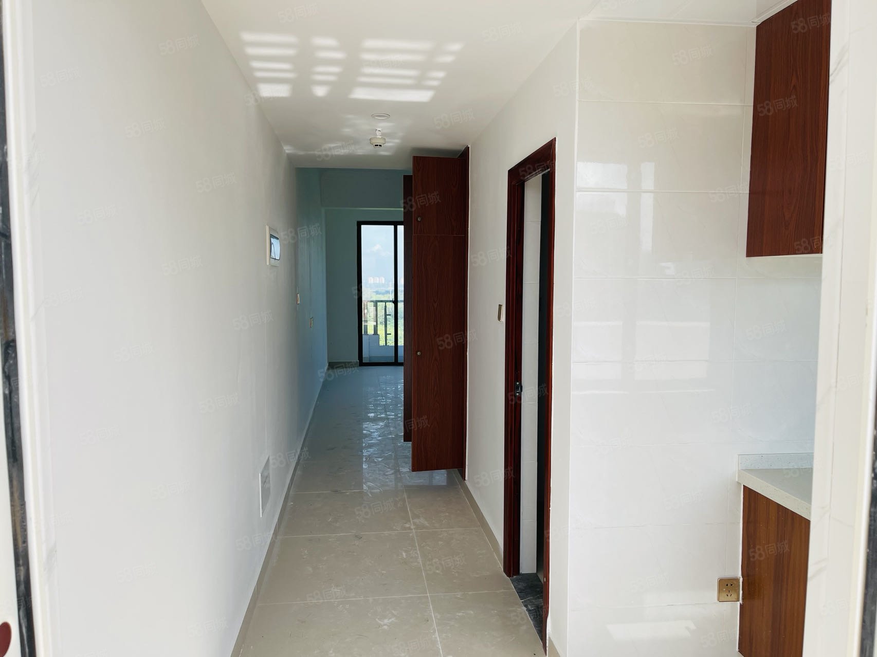 荣德庄园1室0厅1卫32.78㎡南32万