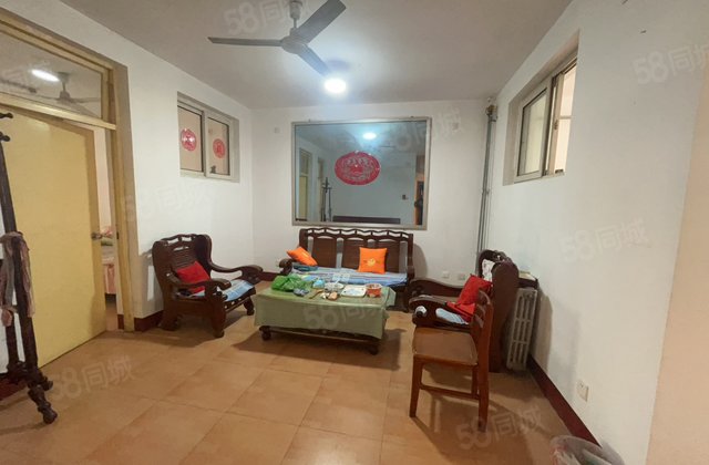 隔壁振兴路 中层 大三居靠金柱康城 盛泽小区 阿尔卡迪亚送储