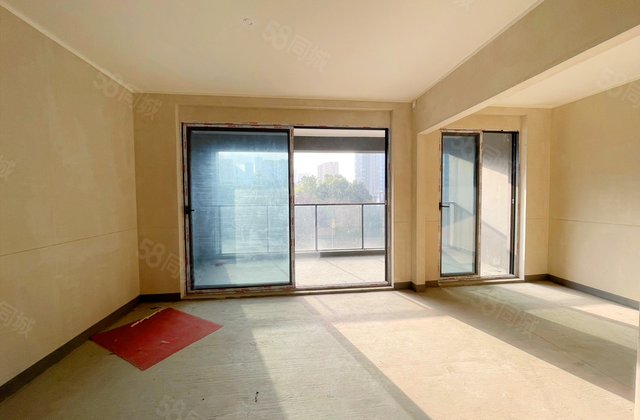 海成长江天玺4室2厅132㎡105万二手房图片