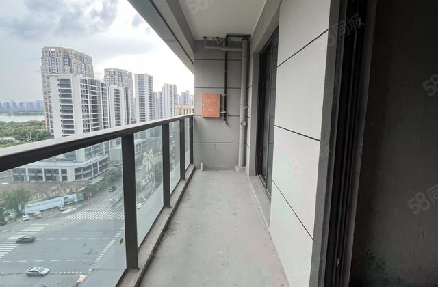 宝湖龙渡2室2厅88㎡88万二手房图片