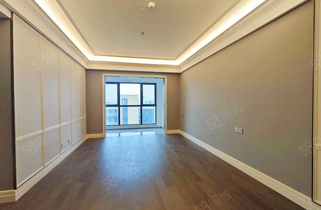 融创观湖3室1厅115㎡189万二手房图片