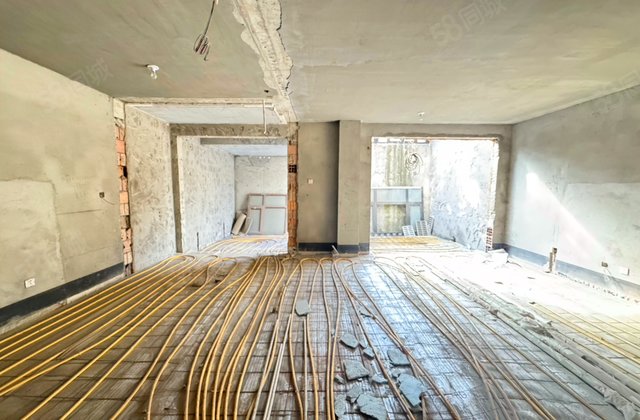 富奥观潭6室2厅292㎡240万二手房图片