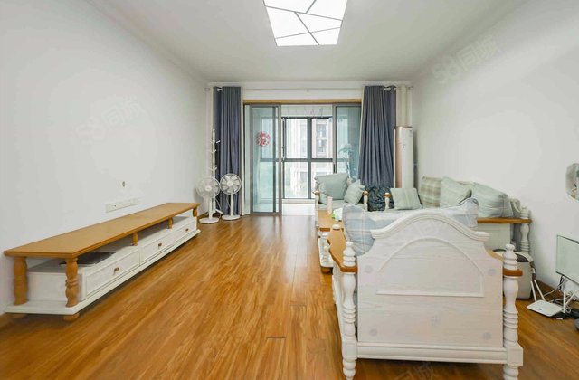 八方小区(B区)3室2厅139.03㎡320.8万二手房图片