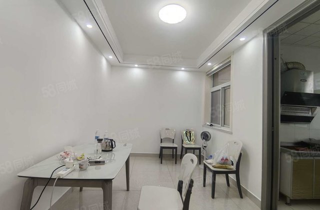 送车库 七中东邻 欧景丽都精装三室 中间楼层 诚心出售