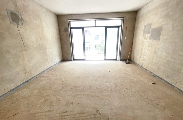 联发旭景西区3室2厅133㎡73.8万二手房图片