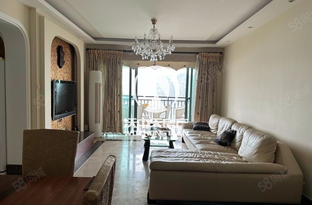 鸿洲时代海岸(东区)3室2厅138㎡440万二手房图片