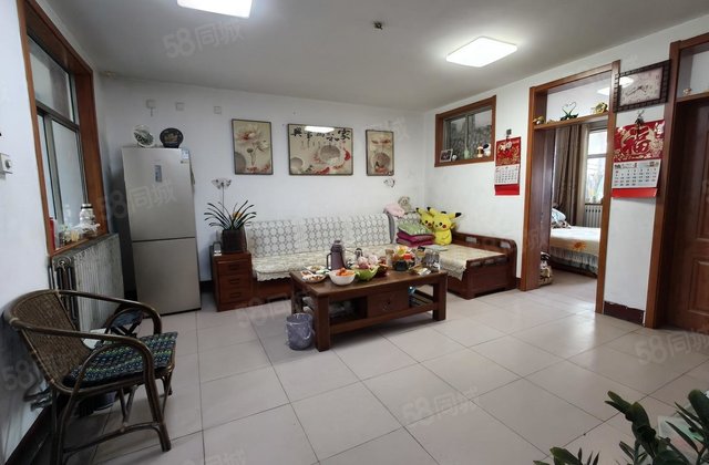 急售振兴路 阳光 实验！正规三室！小区停车方便！小区  位置