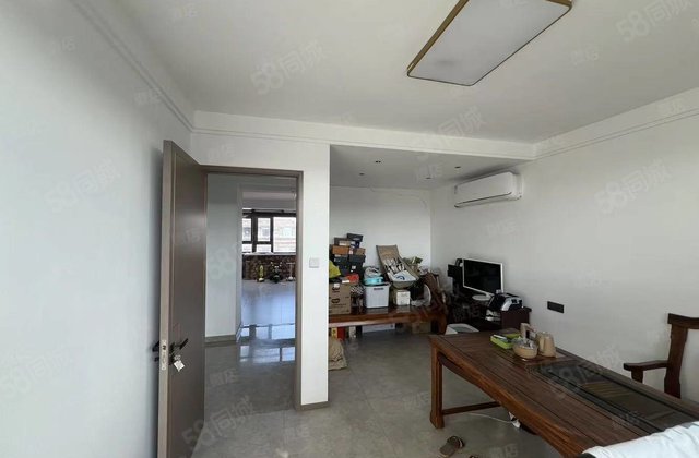 东方堂悦4室3厅112㎡70万二手房图片