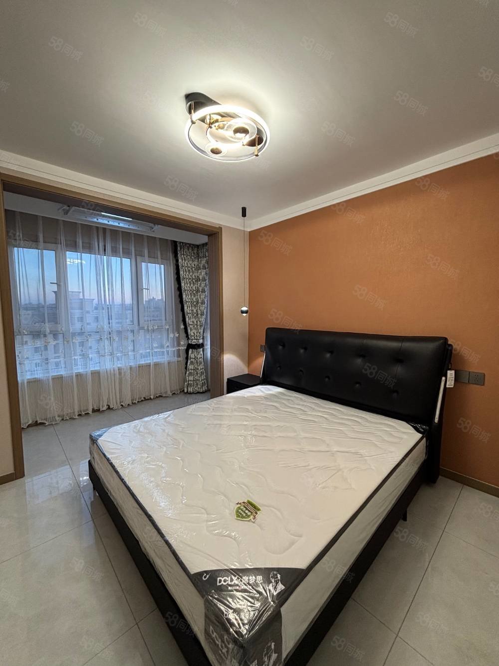 青湖铭城2室2厅1卫79.15㎡南北30万