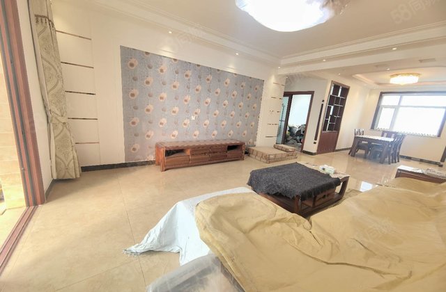 共12层好楼层装修未住 文轩 摩天轮 植物园车位储 西安交大