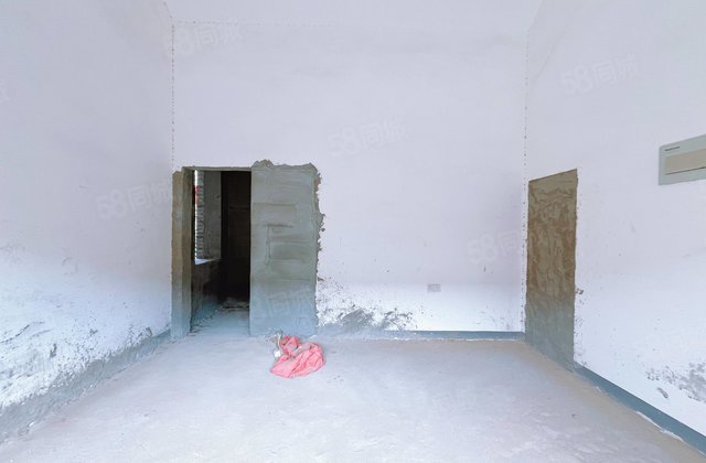 东昌   楼龄新 低密度社区 商品房 高绿化 出行方便