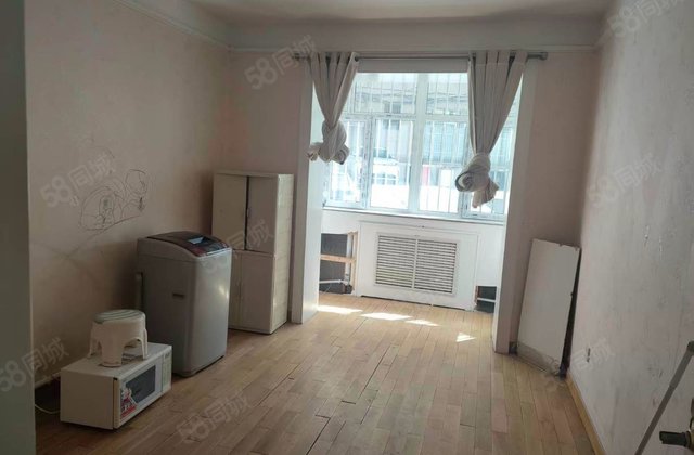 人民电影院家属院2室1厅71.56㎡65万二手房图片