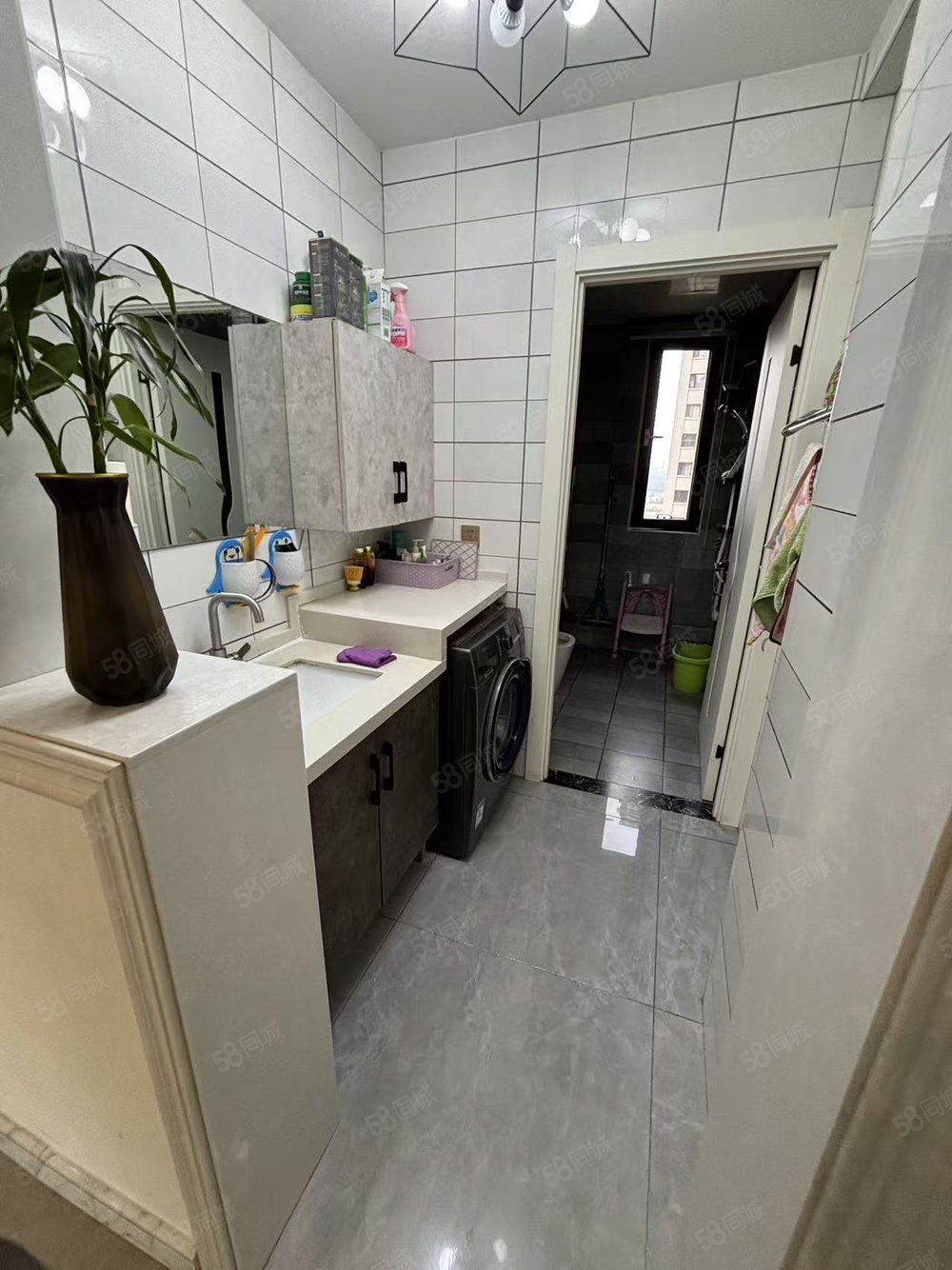 山语城D区3室2厅2卫135㎡南北80万