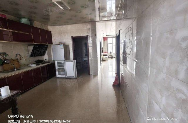 龙飞小区3室2厅102㎡8万二手房图片