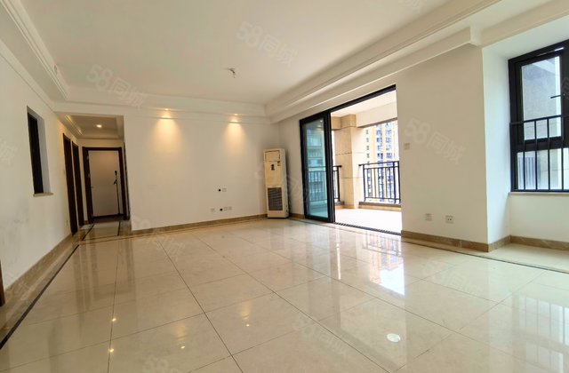 中海右岸(一期)3室2厅118.85㎡205万二手房图片