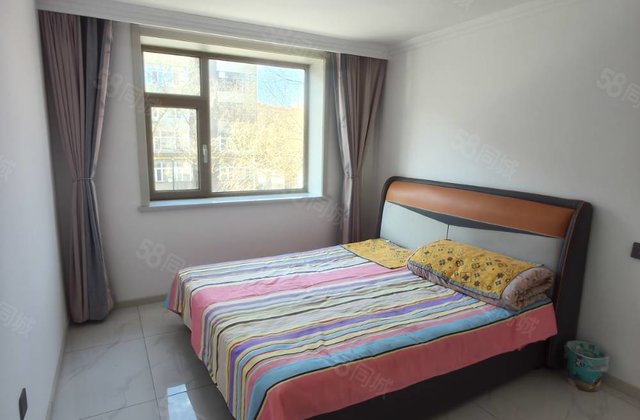 八百垧五区2室1厅52.69㎡12.8万二手房图片