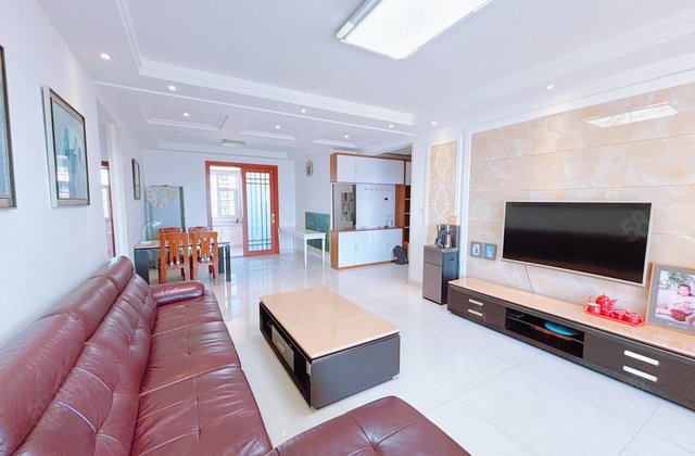 房东急售 送储藏室 大三室 次新的 东昌老校区保证真实