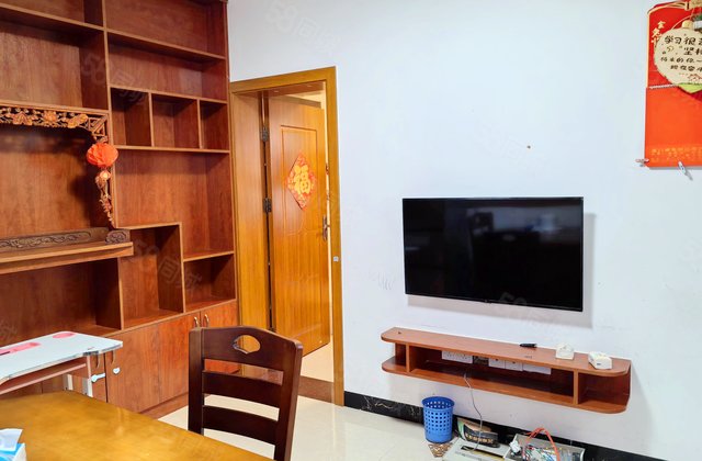 颐景苑2室1厅37.74㎡135万二手房图片