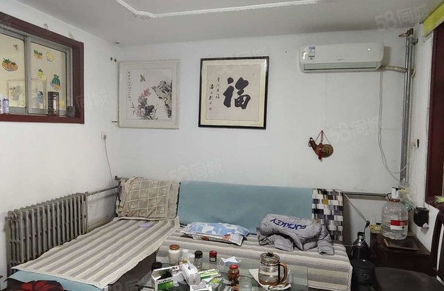 文轩  三楼  二实验一墙之隔  龙山南区   三室两厅一卫