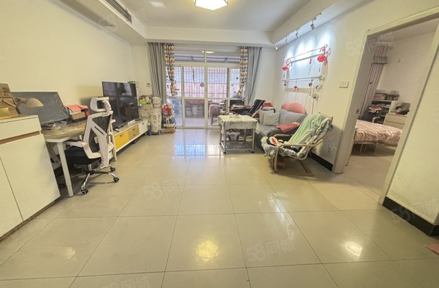 通讯站小区3室2厅99㎡50万二手房图片