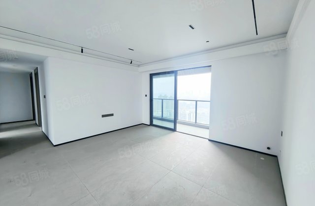 华润置地顺德悦府4室2厅142.45㎡260万二手房图片