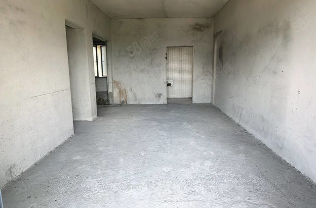 广兴新城4室2厅130㎡35万二手房图片