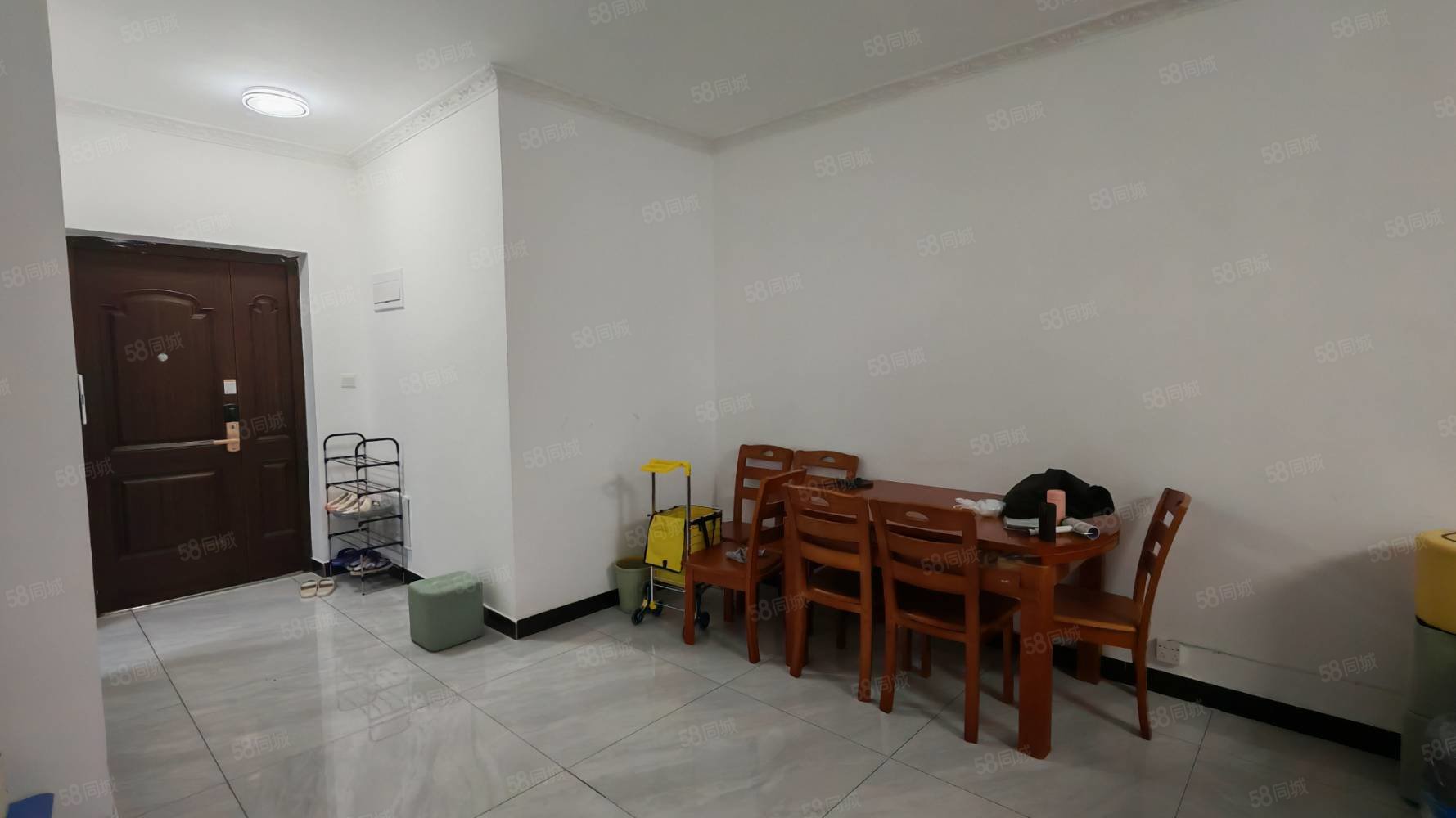 吾悦广场悦湖公馆3室2厅2卫118㎡南北78.8万