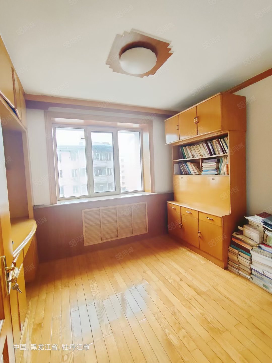 星火小区3室1厅1卫102㎡南26万